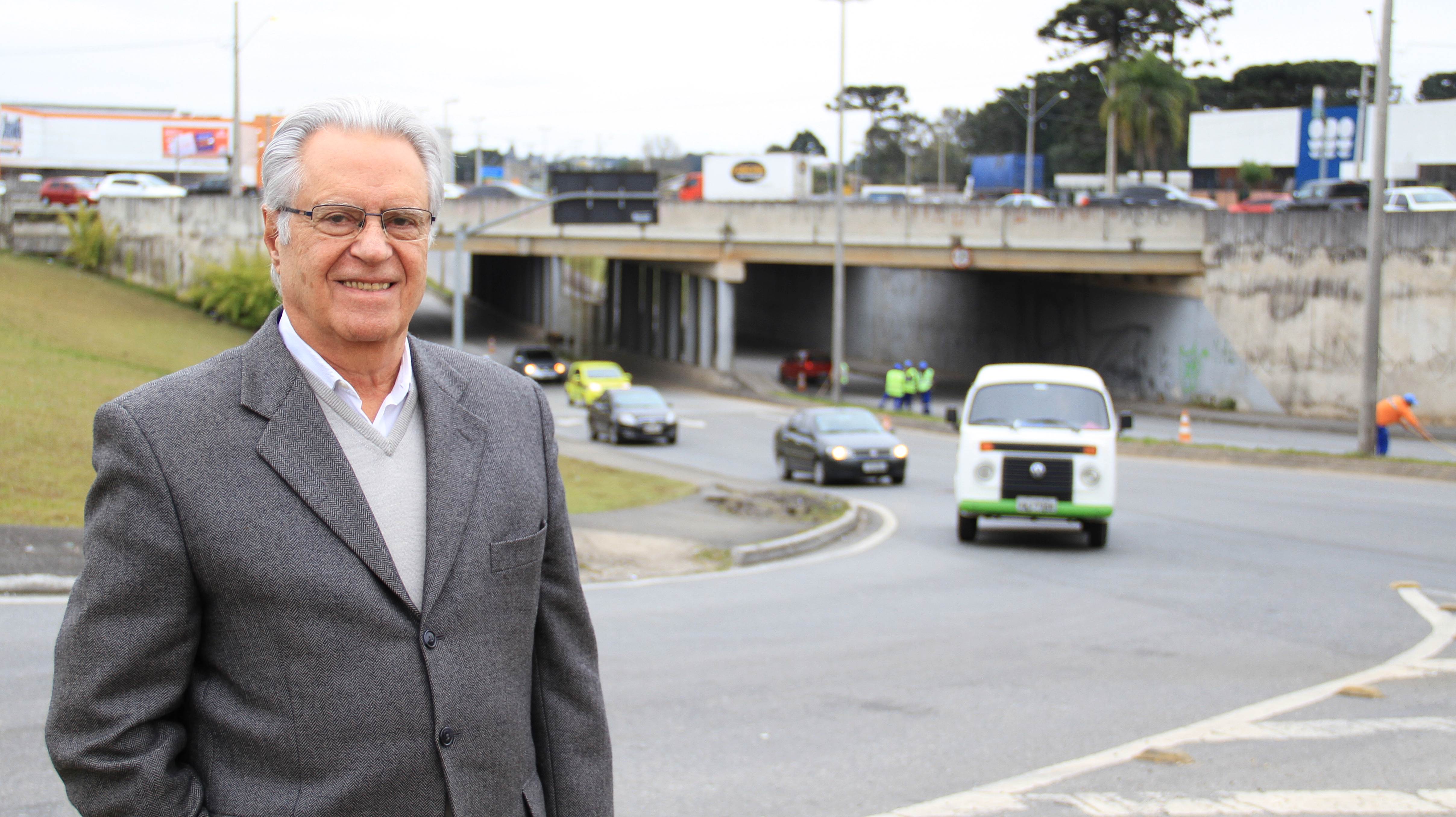 “Nós demos ênfase, na SEDU e Paranacidade, a atividades muito importantes, como o Plano de Desenvolvimento Urbano (PDU) para todo o Paraná, com as diretrizes para a implantação dos Planos Diretores nos 399 municípios