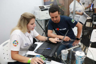 Paraná Mais Cidades: Feira de Serviços orienta gestores para acesso a programas do Estado