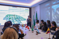 Asfalto Novo, Vida Nova chama a atenção de comitiva latino-americana em visita ao Paraná