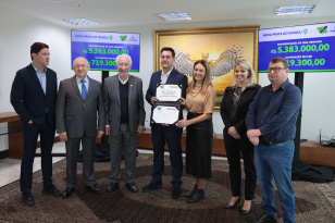 Governo libera mais R$ 36,5 milhões para o Asfalto Novo, Vida Nova em nove Municípios