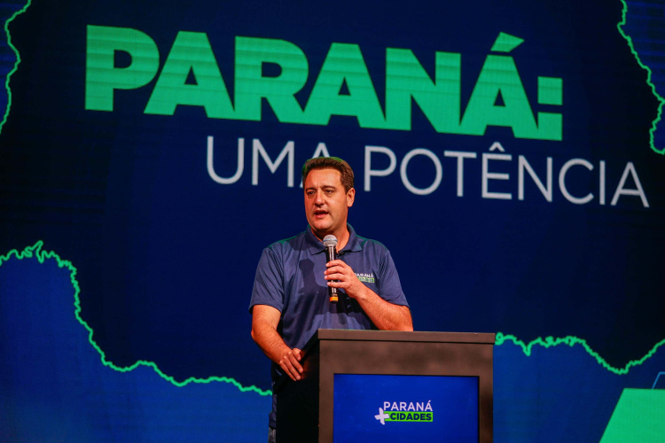Ratinho Junior apresenta panorama do Estado a prefeitos no Paraná Mais Cidades