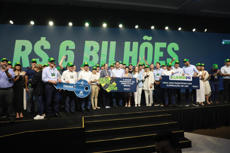 Ilumina Paraná vai levar luz de LED para 100% dos Municípios do Estado