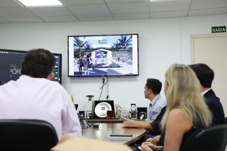 Ponto Paraná: projeto trazido do Japão vai oferecer apoio a turistas nas estradas