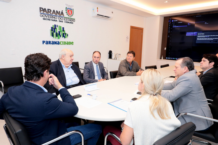 Conselheiros realizam a 178ª Reunião Ordinária do Conselho de Administração do Paranacidade