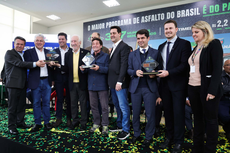 Estado amplia Asfalto Novo, Vida Nova para Municípios com cerca de 100 mil habitantes