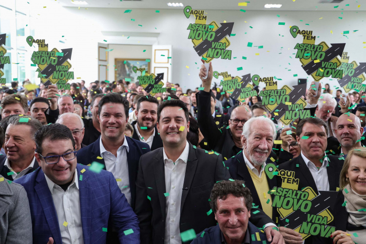 Estado amplia Asfalto Novo, Vida Nova para Municípios com cerca de 100 mil habitantes