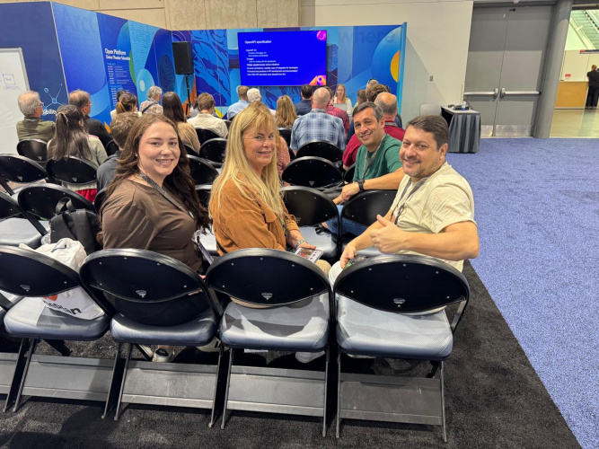 Profissionais do Paranacidade aproveitam ao máximo conhecimentos e novidades mostrados na ESRI UC, na Califórnia