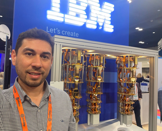 “É na felicidade que reside a chave de tudo” diz o professor de Harvard, Arthur Brooks, sacudindo mentes e preconceitos