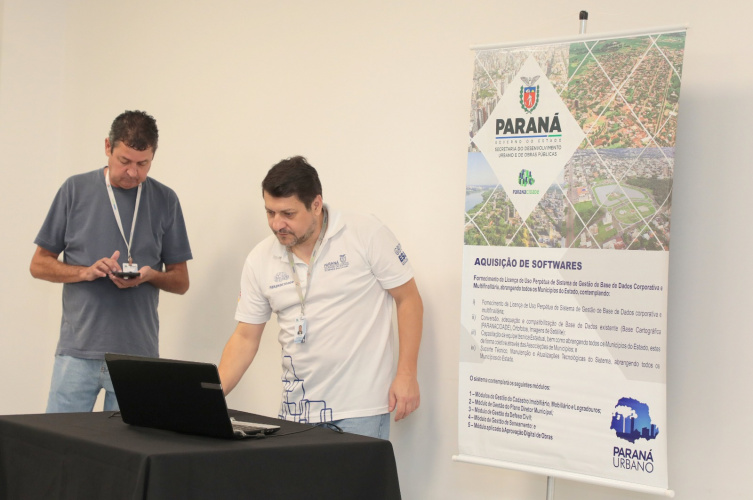 Em Ponta Grossa técnicos do Paranacidade se unem a especialistas e autoridades para fortalecer o Fisco Municipal com Conhecimentos e Bons Resultados