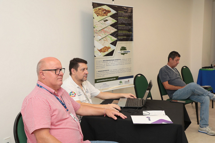 Em Ponta Grossa técnicos do Paranacidade se unem a especialistas e autoridades para fortalecer o Fisco Municipal com Conhecimentos e Bons Resultados