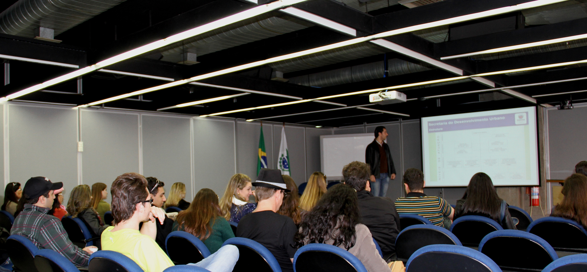 Estudantes do ES conhecem trabalho da Sedu e do Paranacidade