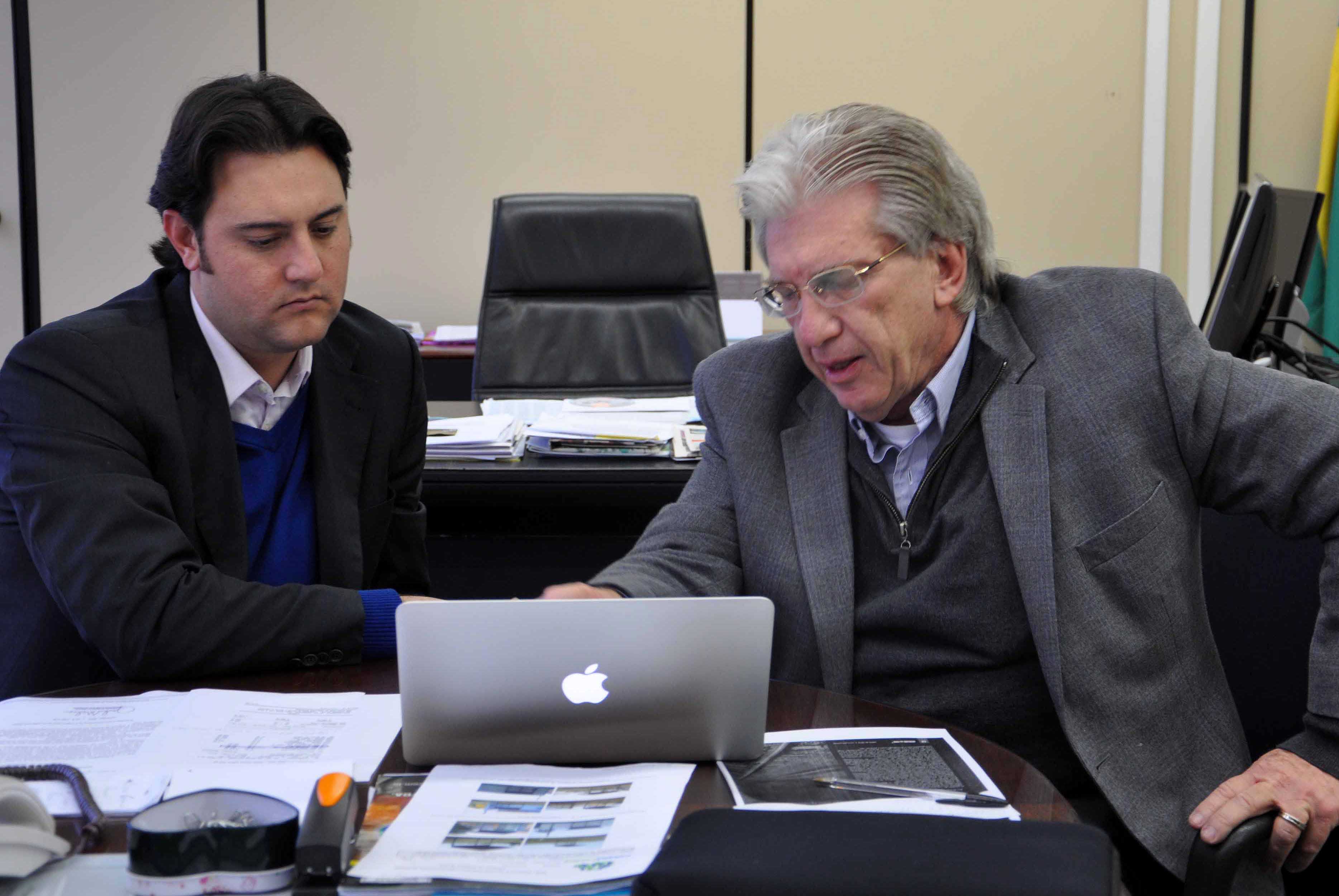 Fundação Araucária oferece parceria à SEDU