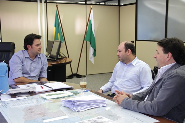 SEDU recebe demandas de mais de 40 prefeitos de diversas siglas e regiões do Paraná.
