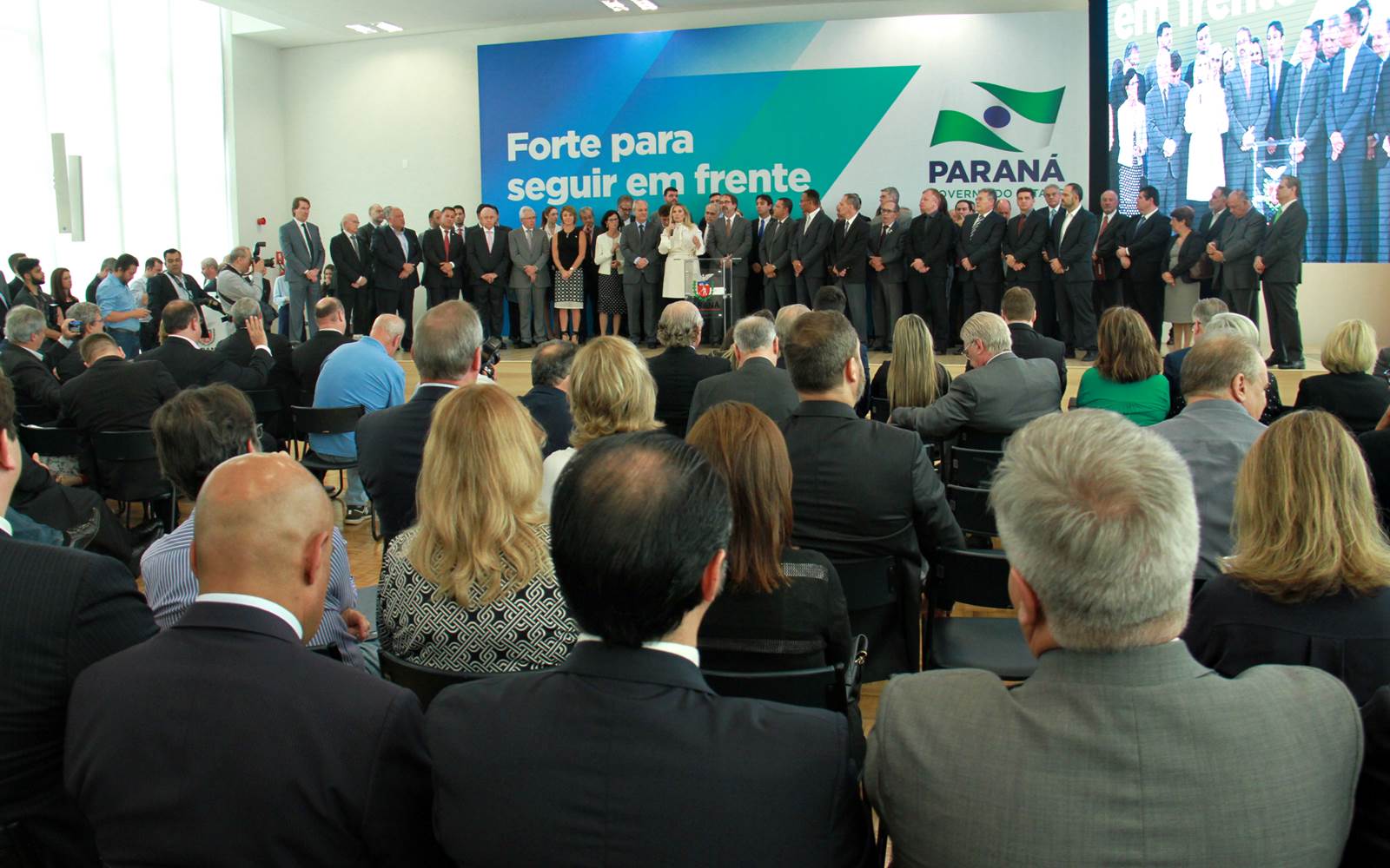 Em 30 dias, Estado confirma R$ 212 milhões para os municípios