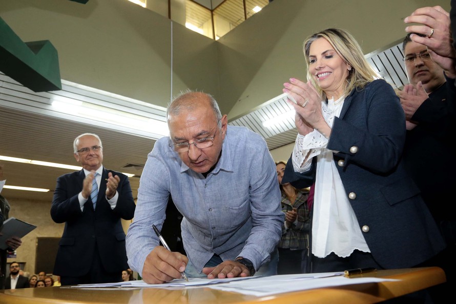 Araucária vai asfaltar ruas e construir centros de educação infantil 