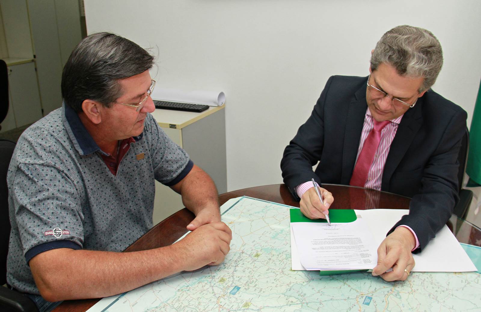 Governo autoriza R$ 1 milhão para pavimentação em Realeza