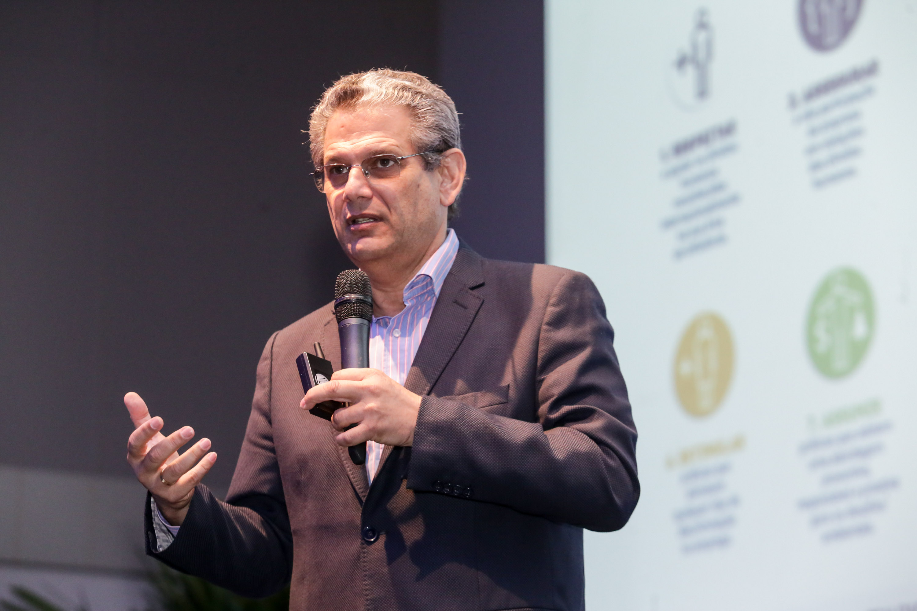 Sedu bate recorde de obras em nove meses