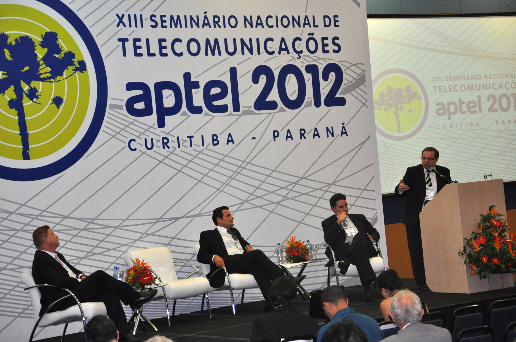 Conceito Paranaense de Cidadania Digital é apresentado em Seminário de Telecomunicações 