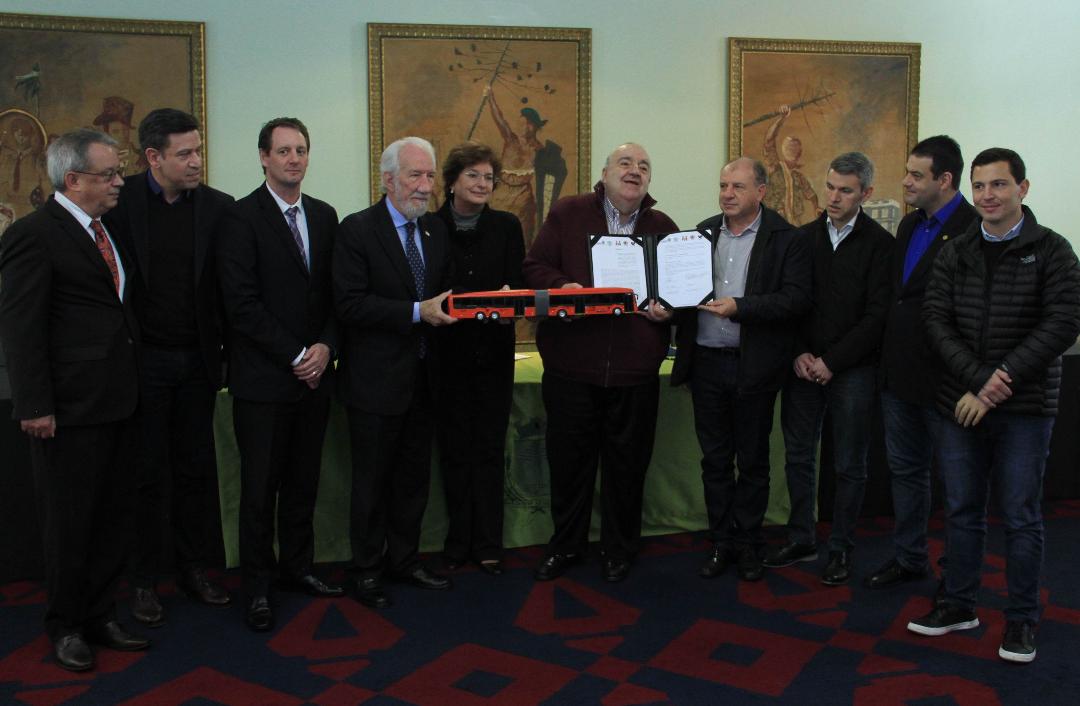 Convênio vai melhorar o transporte de Curitiba e Região