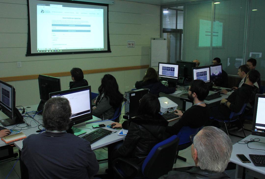 Atendimento e reuniões técnicas capacitam Municípios a buscar recursos