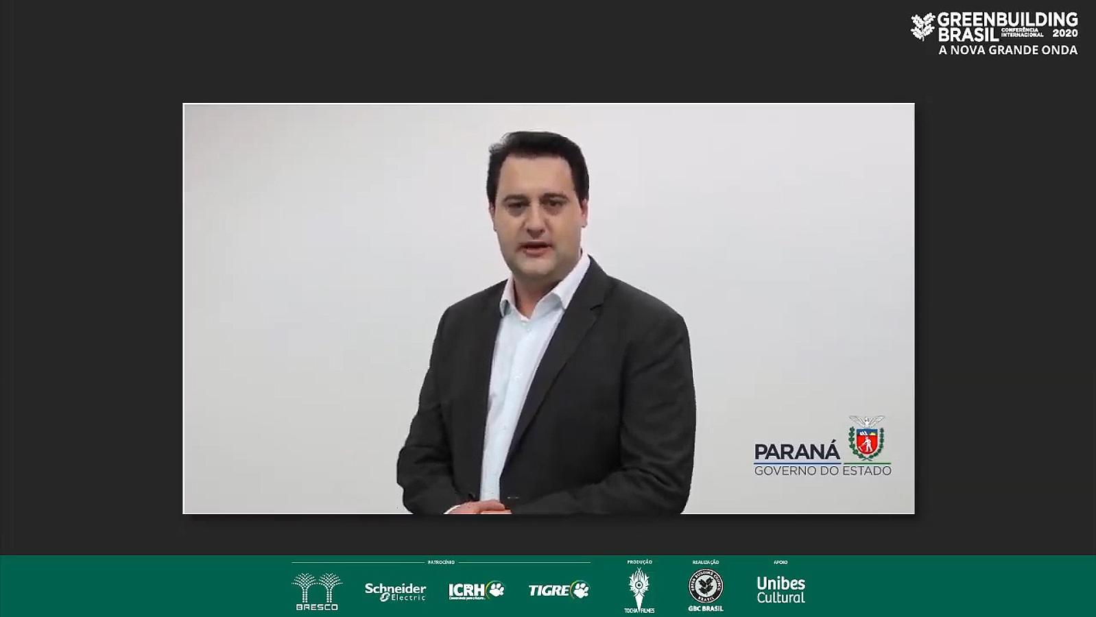 O Paraná implanta o segundo maior Programa do mundo em Zero Energia em Escolas