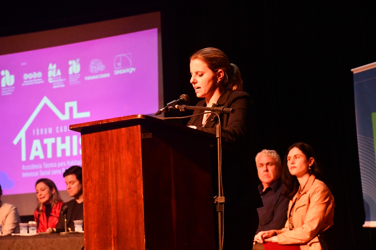 Paranacidade apoia e marca presença no “Fórum de ATHIS”, em Curitiba