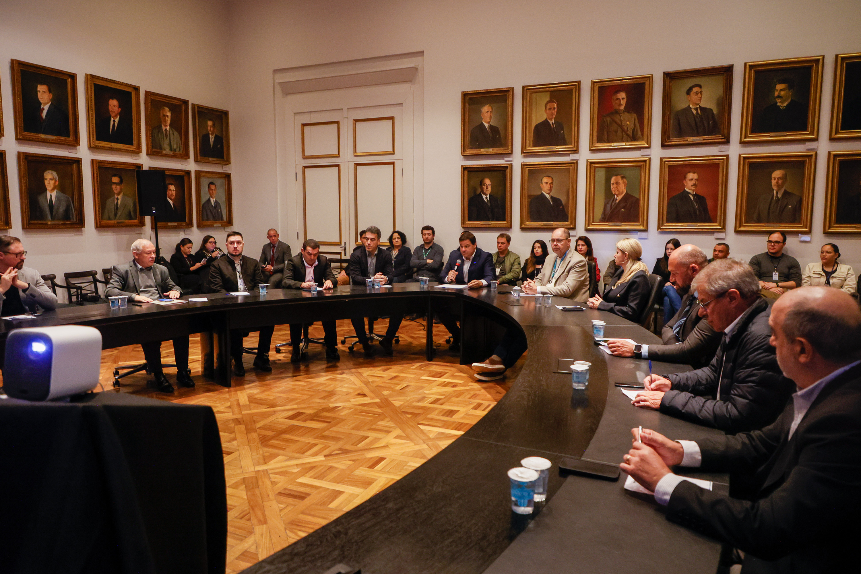 Estado capacita servidores municipais para aplicação de metodologia BIM em obras