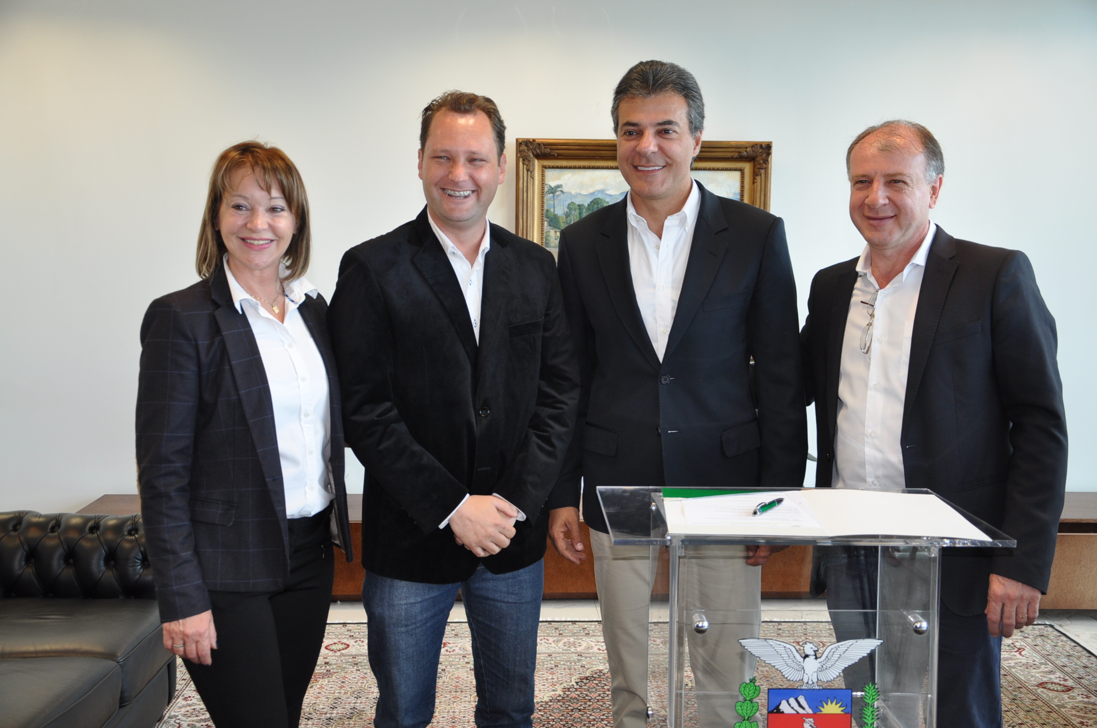 Governo do Paraná, pela SEDU, autoriza mais de R$ 14 milhões para obras em nove municípios