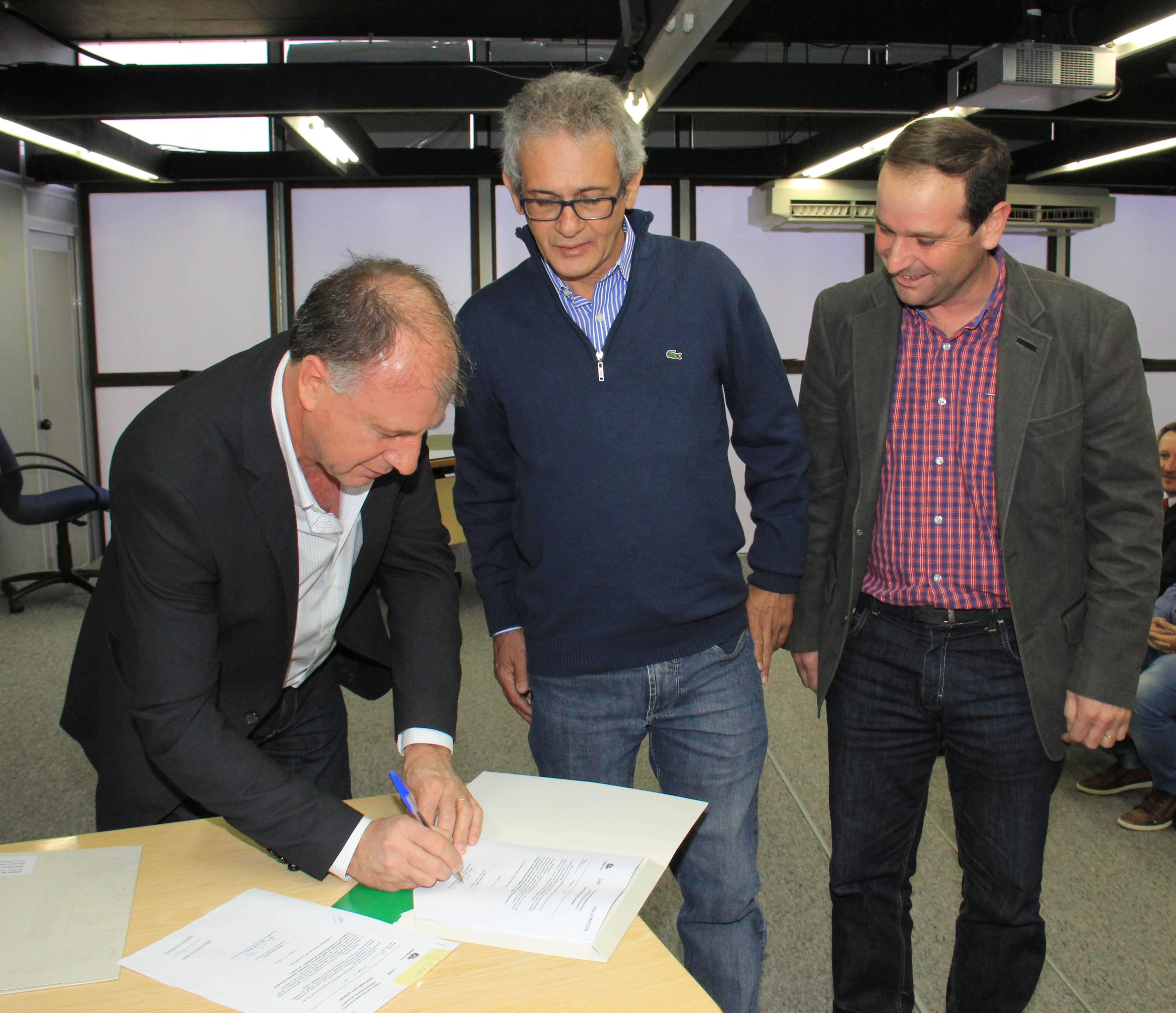 Mais de R$ 17 milhões para nove municípios ajudam a mudar a história e a vida de paranaenses