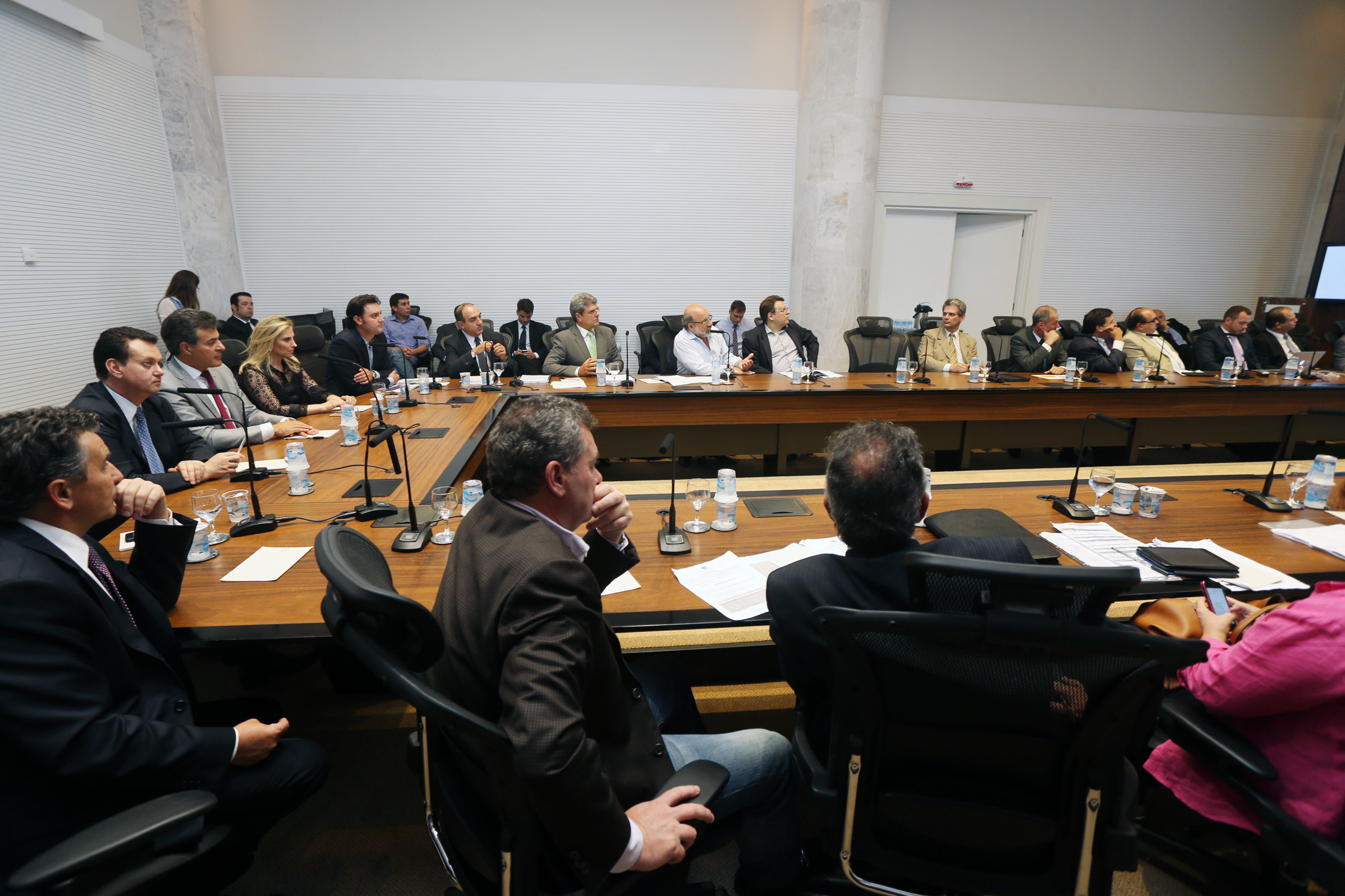 Paraná apresenta lista de projetos e obras para ministro das Cidades