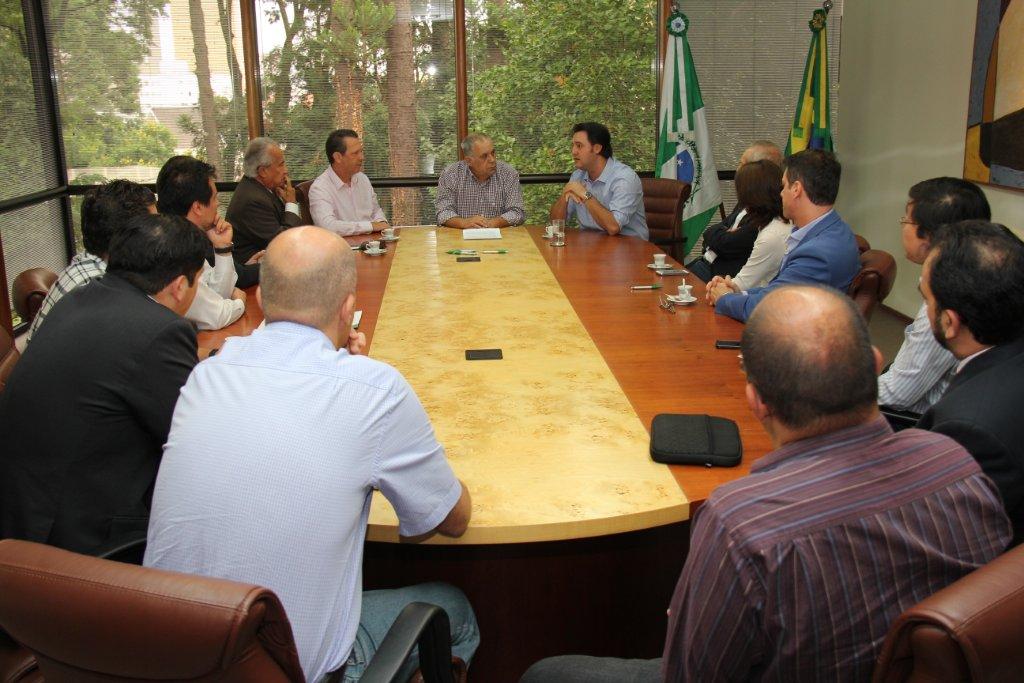 BRDE e SEDU/Paranacidade renovam parceria que beneficia municípios