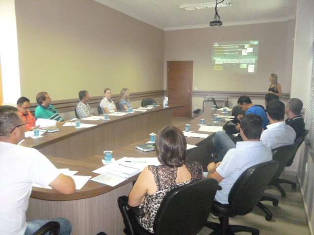 Mais 100 técnicos de 42 municípios recebem informações para bem estruturar o Plano Diretor Municipal