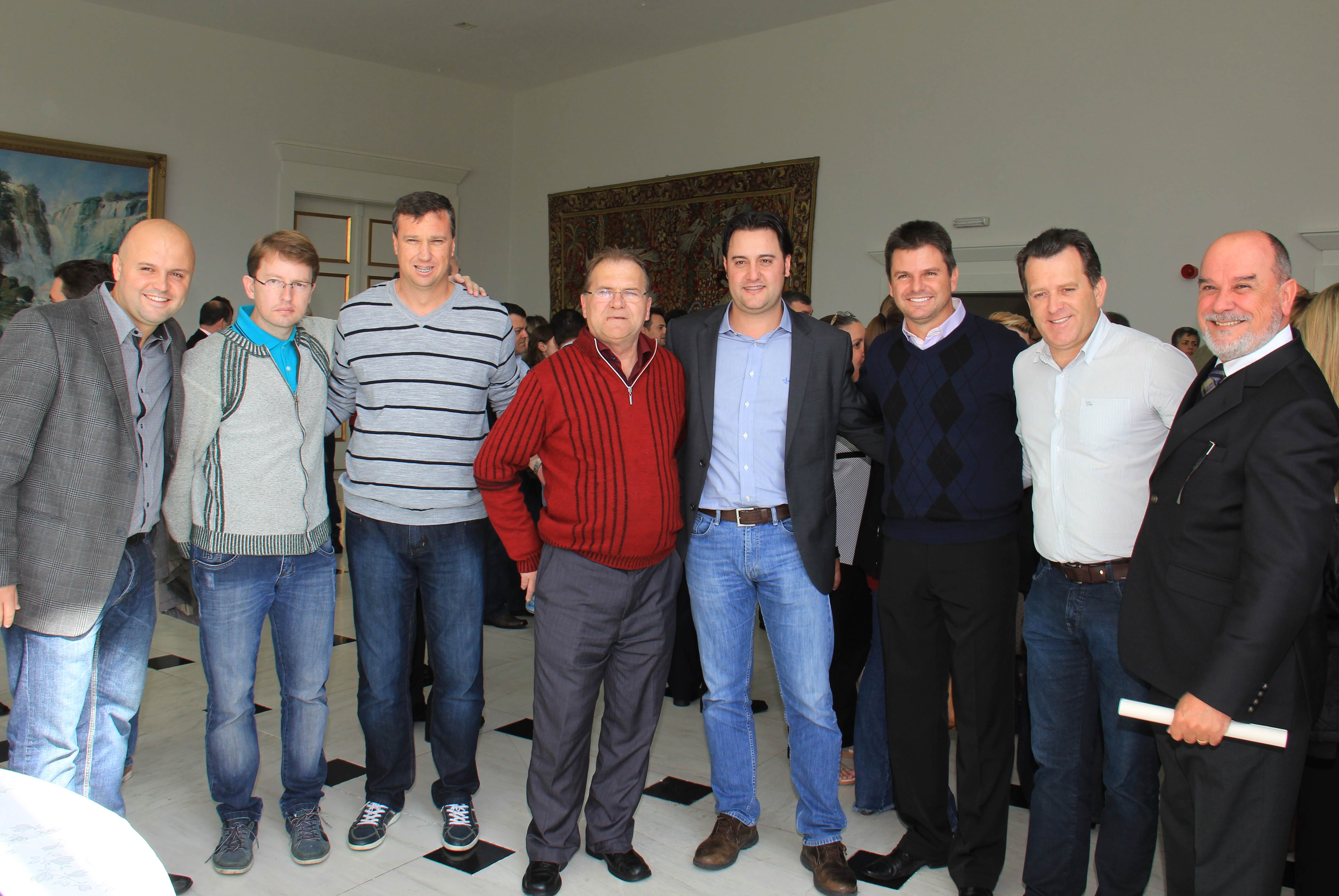 Gestão municipalista do Paraná garante R$ 120 milhões para obras, saneamento, saúde e fomenta emprego e renda nas cidades