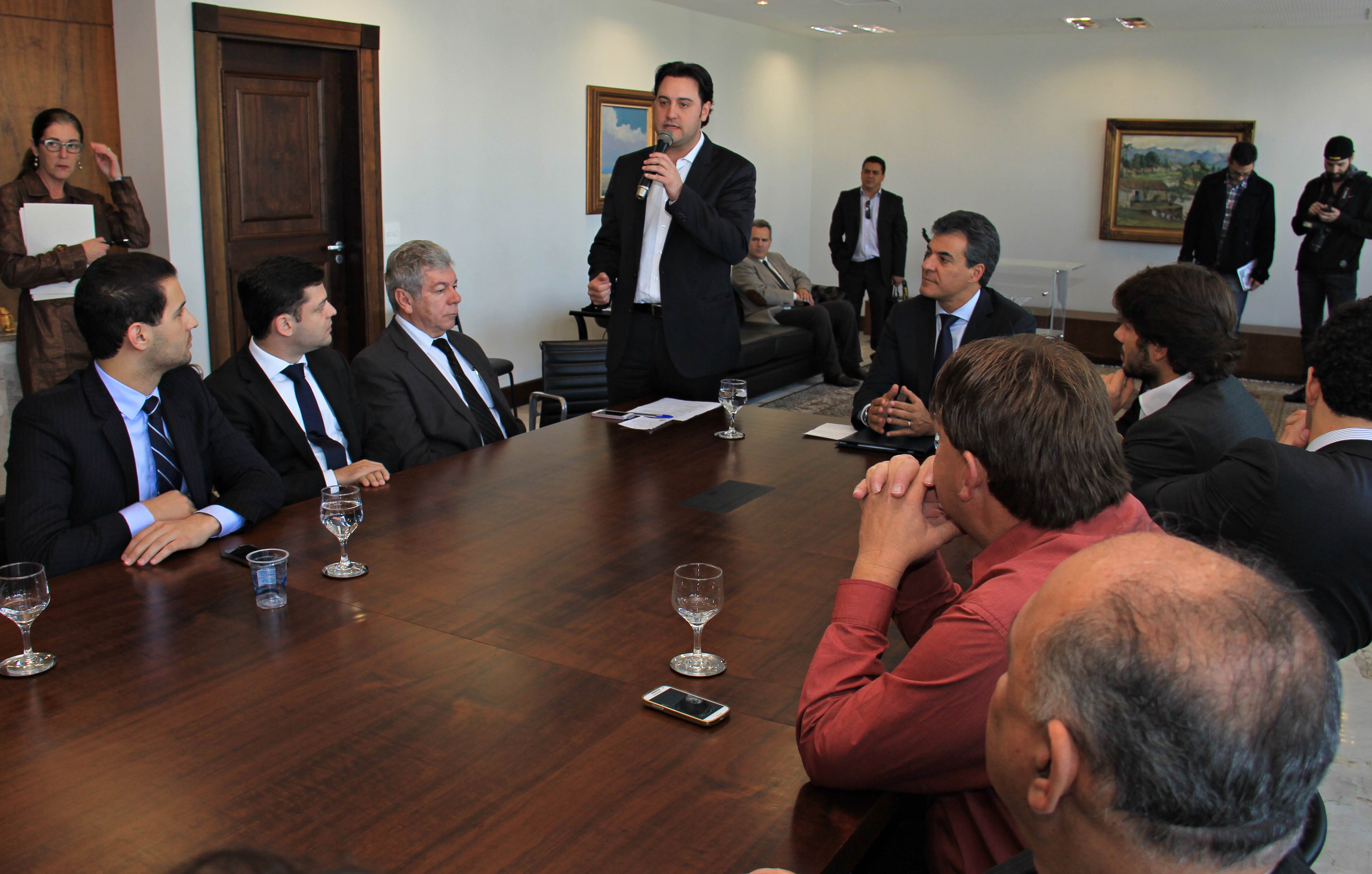 Governo libera financiamentos que geram emprego, renda e fortalecem os municípios 