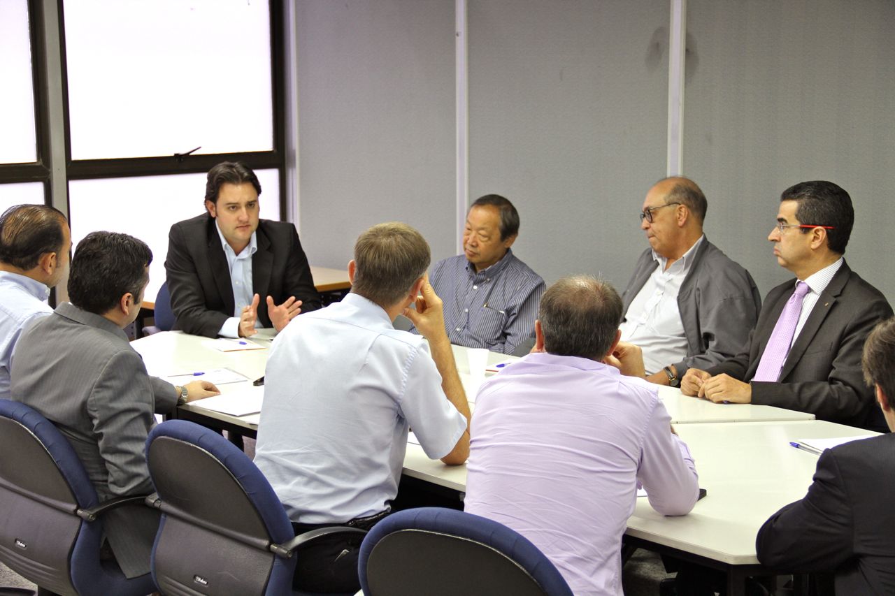 SEDU/Comec, URBS e Assomec ajustam convênio, inédito, para pesquisa de origem e destino do transporte da RMC