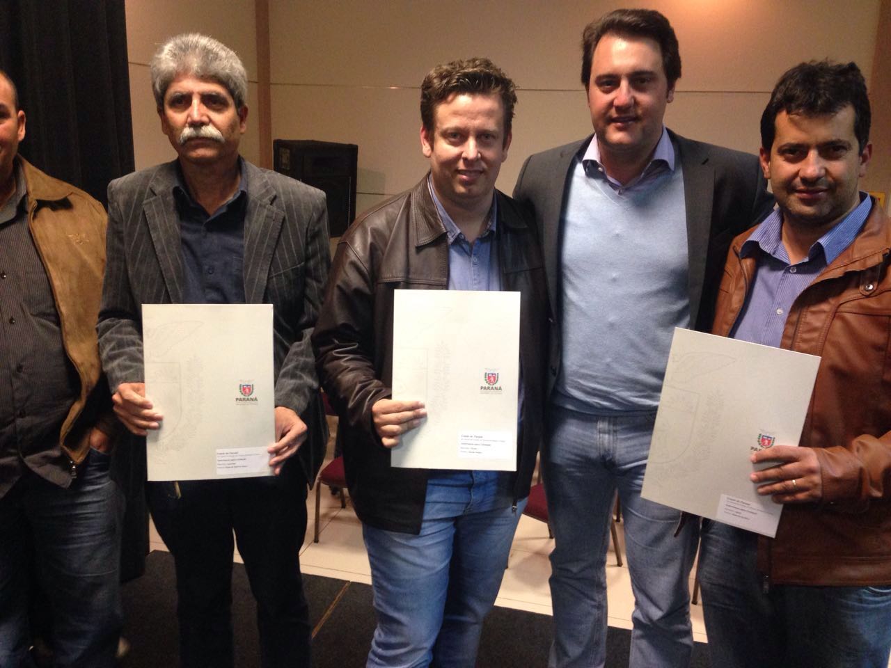 Ratinho Junior leva melhoria de qualidade de vida à população dos municípios dos Campos Gerais e Entre Rios