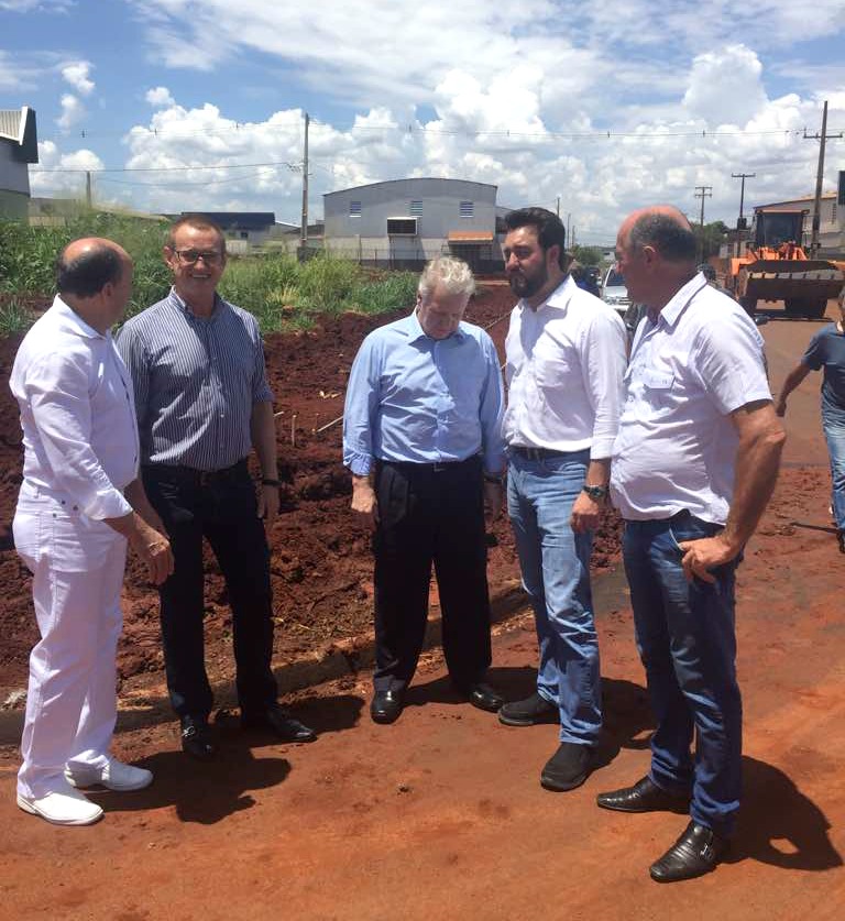 Ratinho Junior se reúne com o prefeito e secretários municipais de Maringá para expor Programas e Projetos da SEDU/Paranacidade