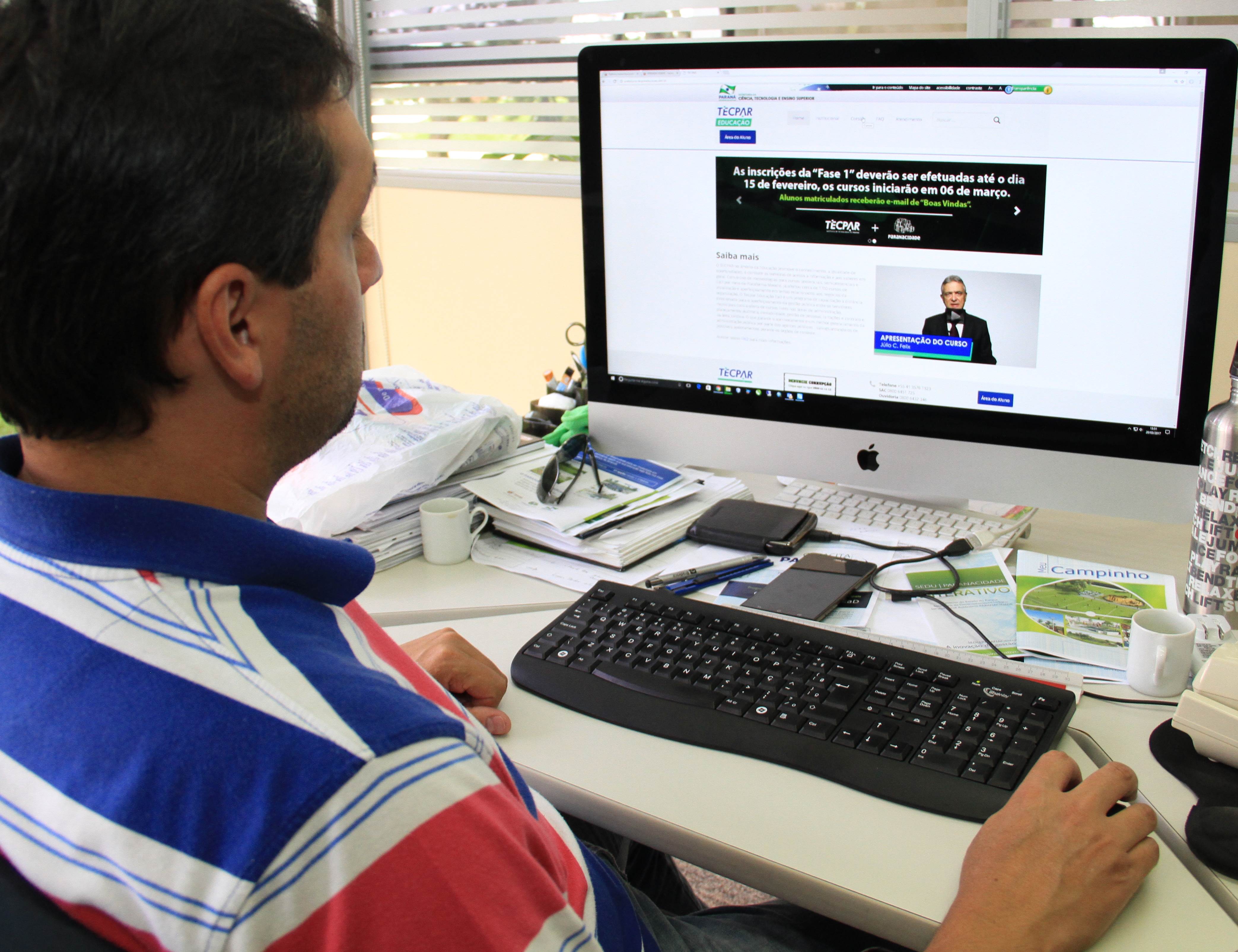 Governo do Estado investe na capacitação de servidores municipais de todo o Paraná