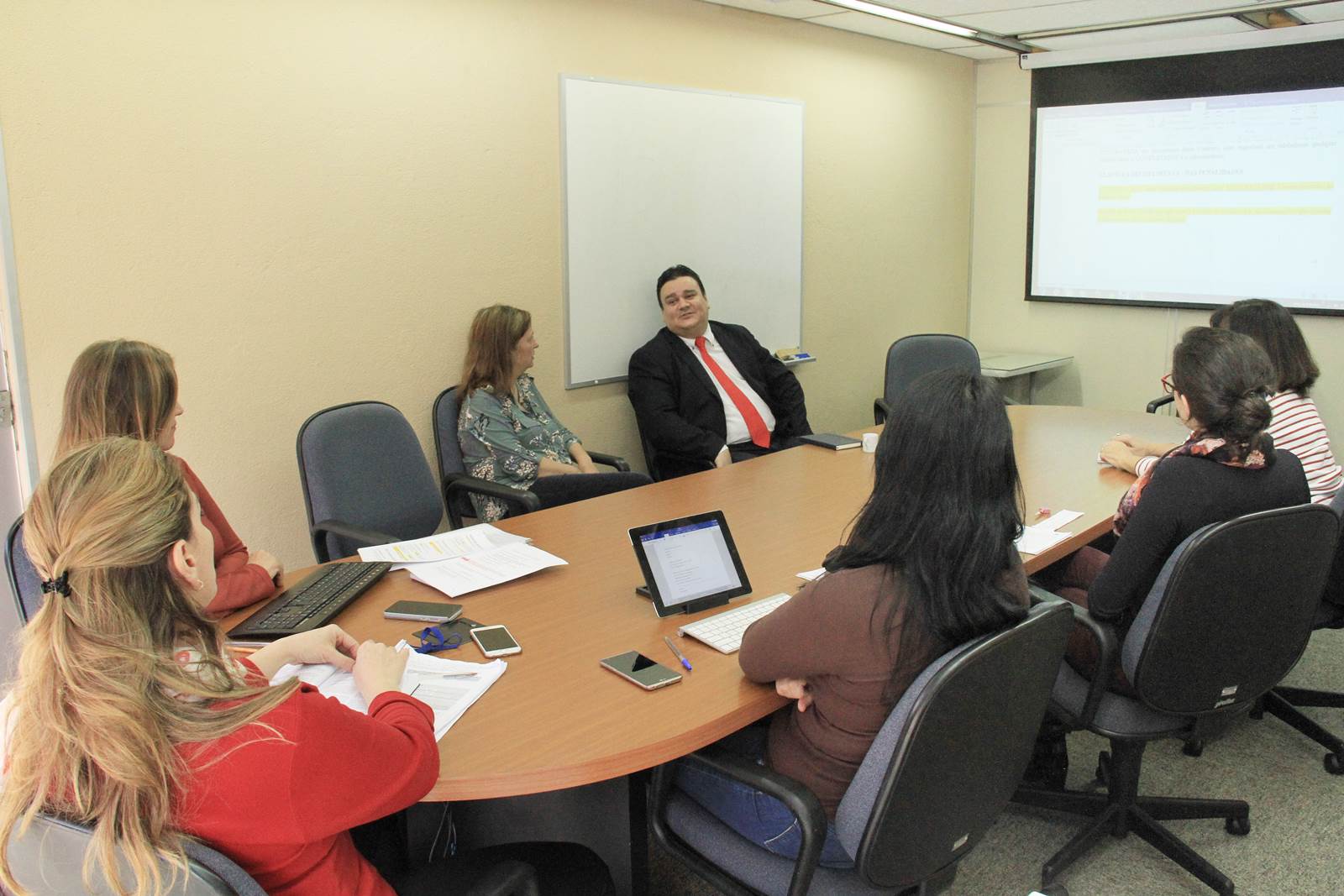 Conselho Jurídico do Paranacidade inova no texto de licitação e impõe Cláusula Anticorrupção 