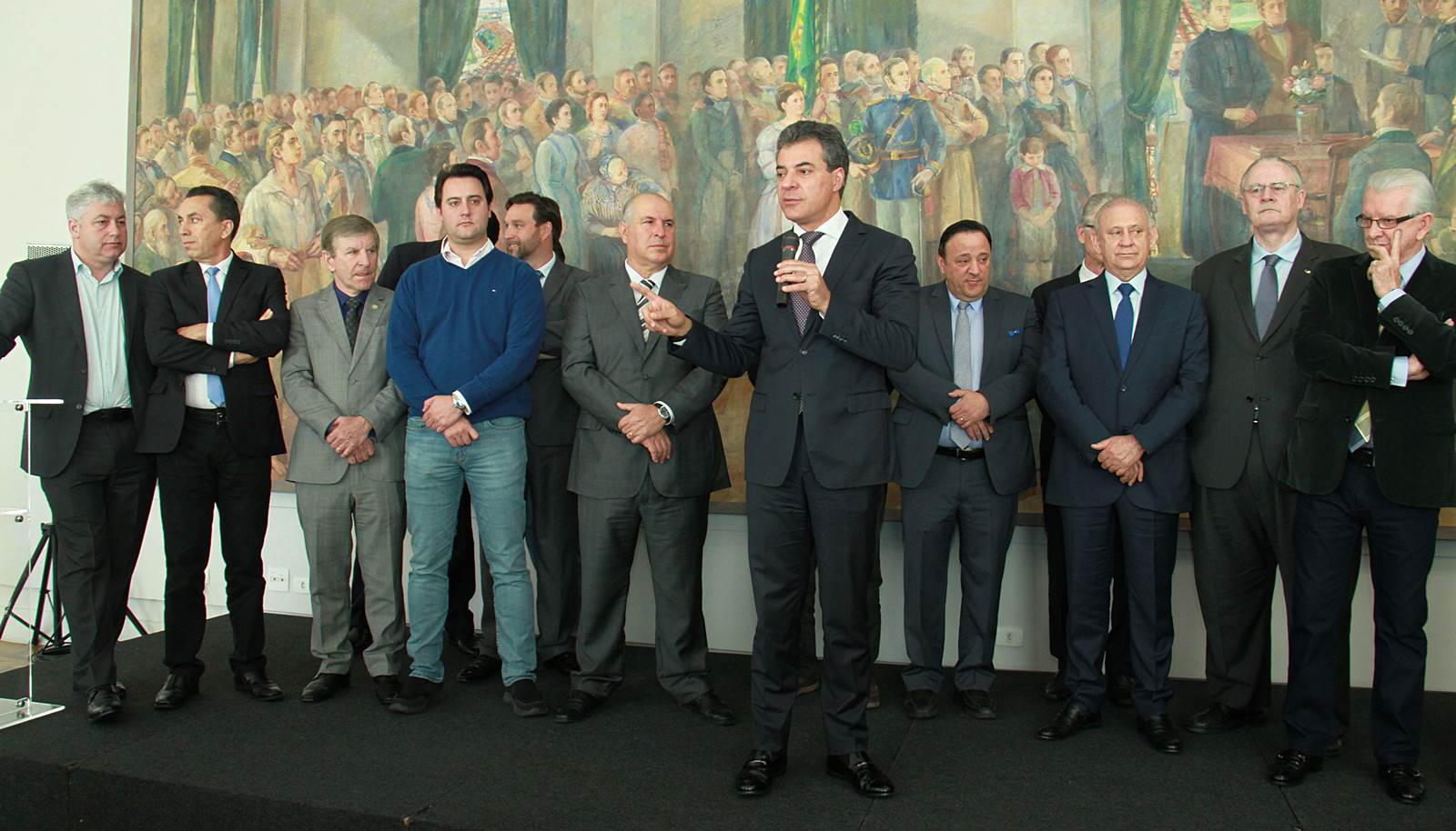 Estado autoriza mais R$ 7,7 milhões para investimentos nos municípios 