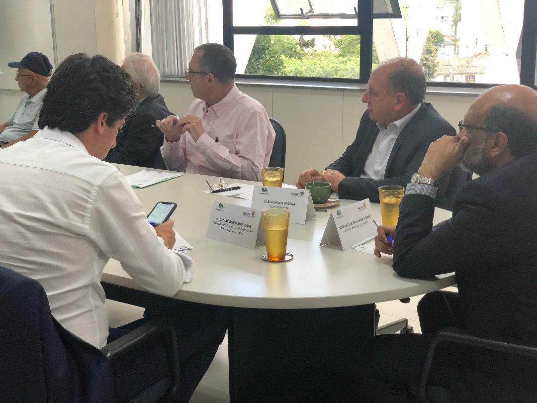 Paranacidade vai abrir seleção para renovar e modernizar o quadro de profissionais