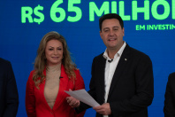 Ratinho Junior libera R$ 442 milhões para obras em 10 Municípios do Paraná
