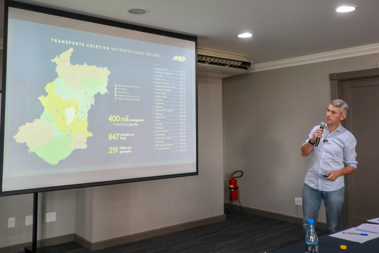 SECID apresenta Programas de Desenvolvimento Urbano e Regional aos prefeitos da Região Metropolitana de Curitiba