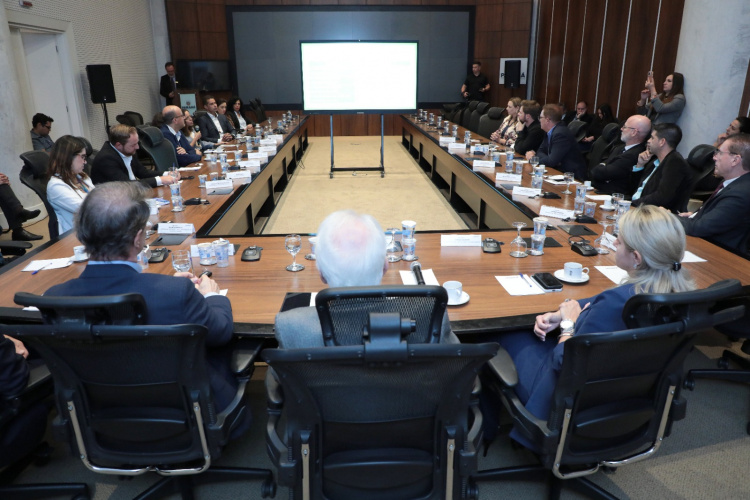 Municípios do Paraná recebem Certificados pelo Melhor Desempenho em seus Projetos