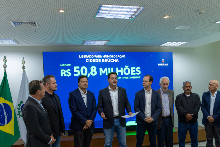 Ratinho Junior confirma R$ 372 milhões para 12 Municípios de sete Regiões do Paraná