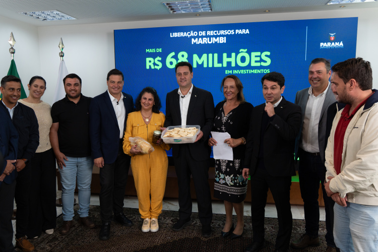 Ratinho Junior libera R$ 442 milhões para obras em 10 Municípios do Paraná