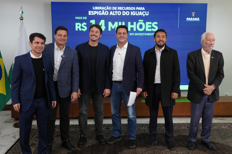Ratinho Junior confirma R$ 363 milhões para 10 Cidades em sete Regiões do Estado
