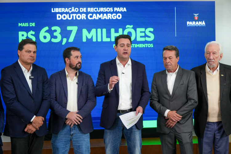 Ratinho Junior confirma R$ 363 milhões para 10 Cidades em sete Regiões do Estado