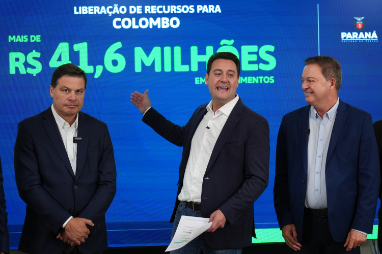 Ratinho Junior confirma R$ 363 milhões para 10 Cidades em sete Regiões do Estado