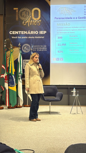 Em palestra no IEP, Camila Mileke Scucato recomenda Caminhos para Superar Desafios em Infraestrutura Urbana e Obras Públicas